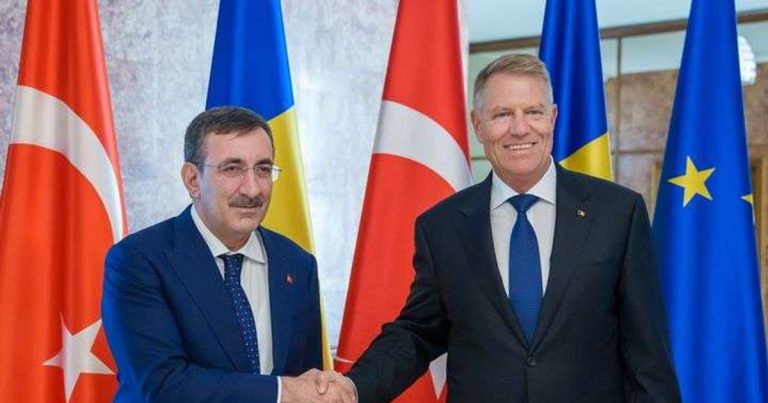Discuții româno-turce la nivel înalt. Vicepreşedintele Republicii Turcia, Cevdet Yilmaz este în vizită oficială în România