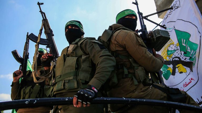 Hamas a anunțat că a aprobat o propunere a unui armistiţiu prezentată de Egipt şi Qatar. Răspunsul Israelului